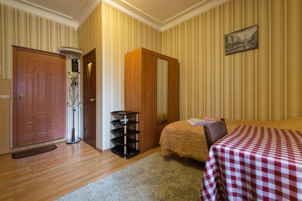 Nadezhda Apartments On Kabanbay Batyr 122 * Almaty